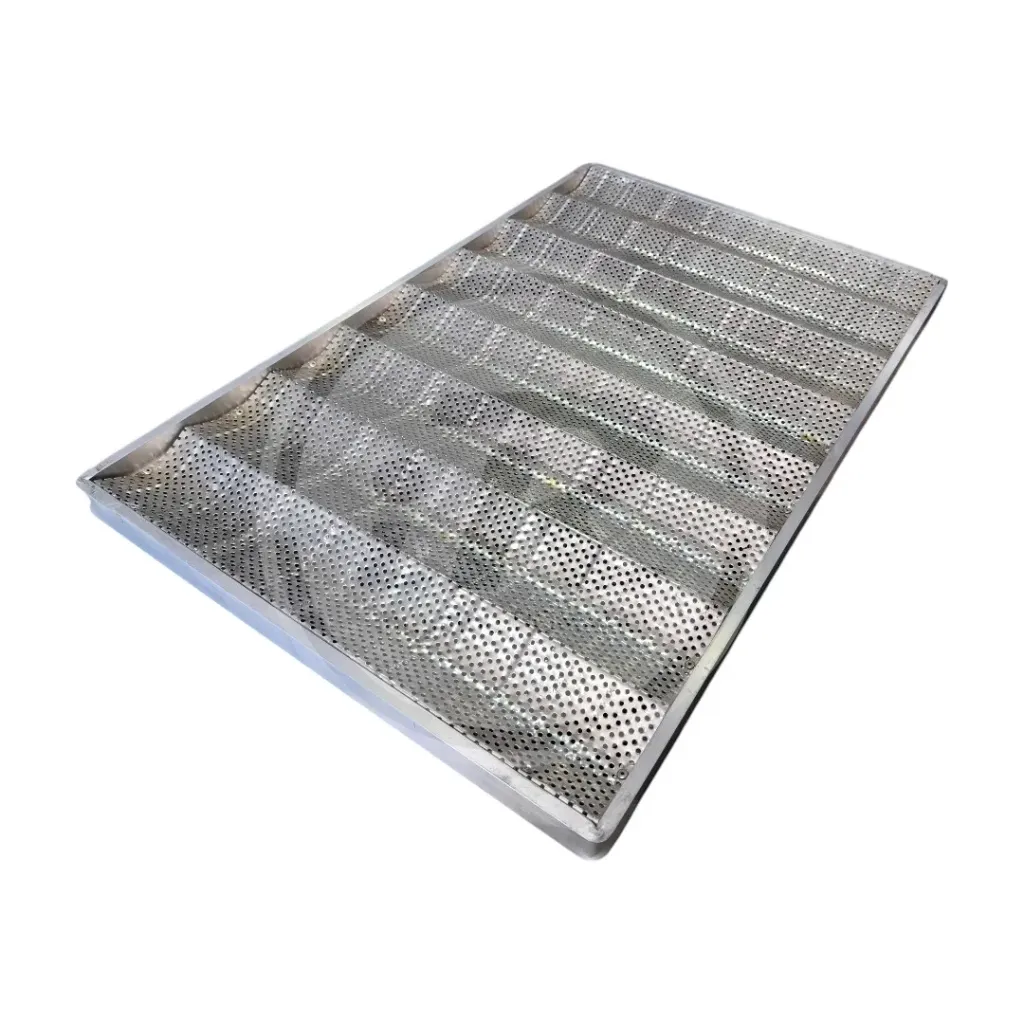 BANDEJA BAGUETERA DE ALUM. PERF. 40 X 60